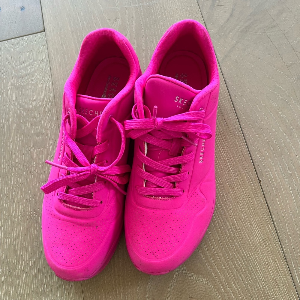 Skechers Women's Sneakers - Vibrant Pink